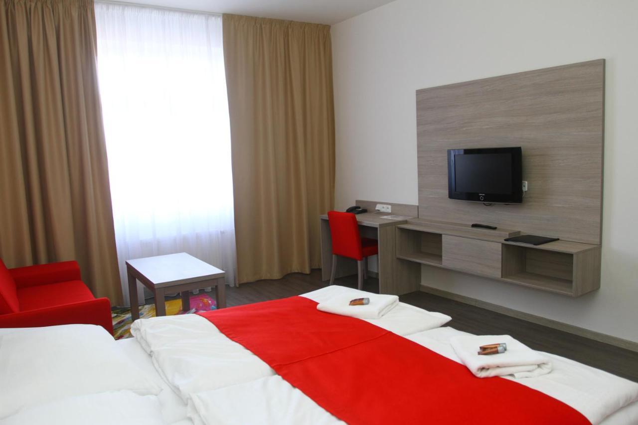 Hotel Palac Elektra 오스트라바 외부 사진